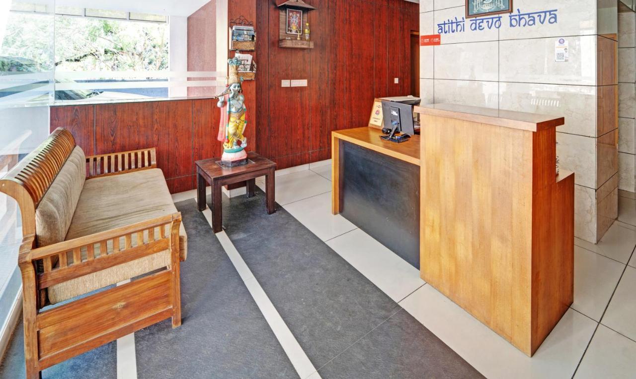Sreepathi Nirmalyam 400 Mts From Guruvayoor Temple Hotel Guruvāyūr Екстериор снимка